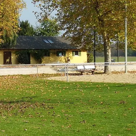 Luisenhof Apartment
